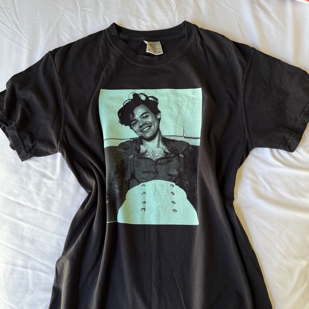 Harry Styles Black Graphic T-Shirt with Print
